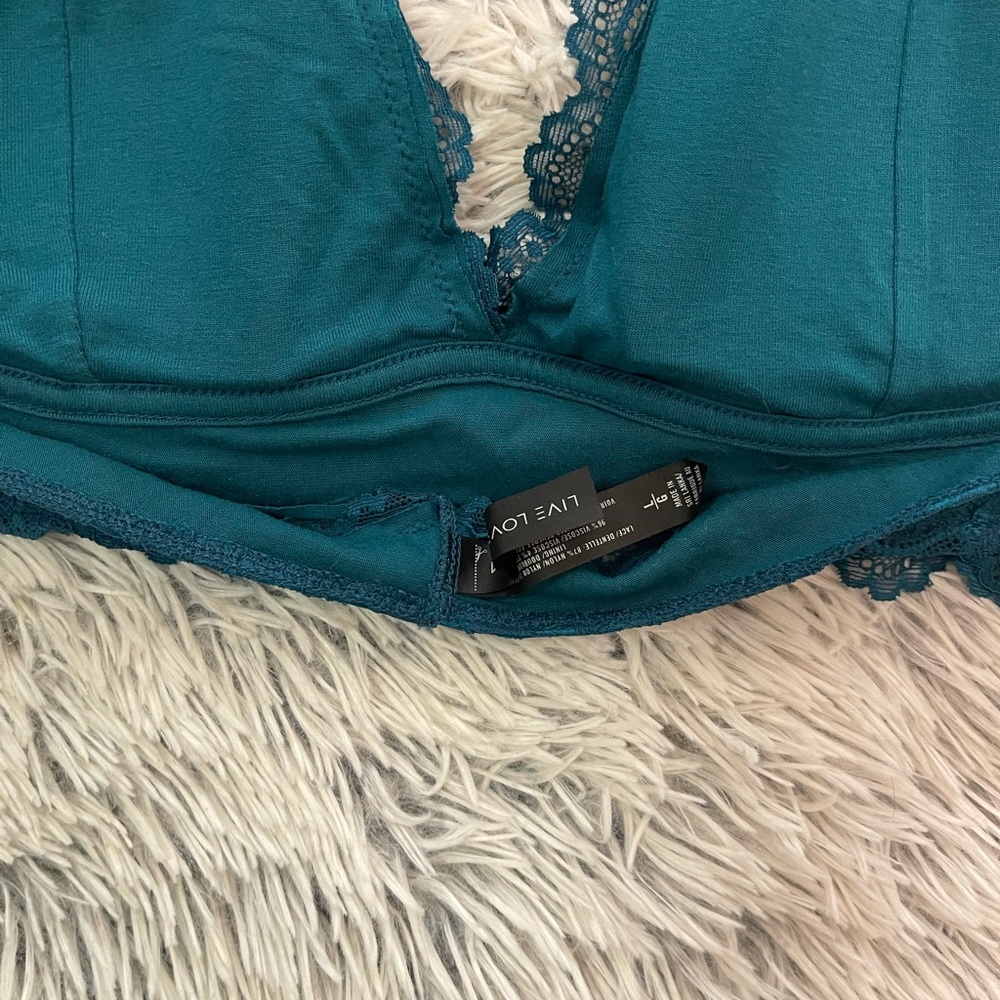 Bralette - Picture 3 of 4